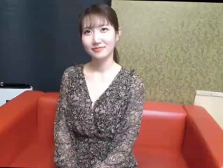 老总出家一晚2万体验一流美女吃鸡巴在插比